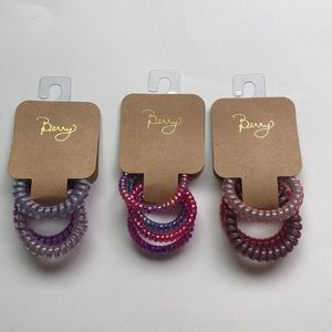 3- pack of coils hair ties